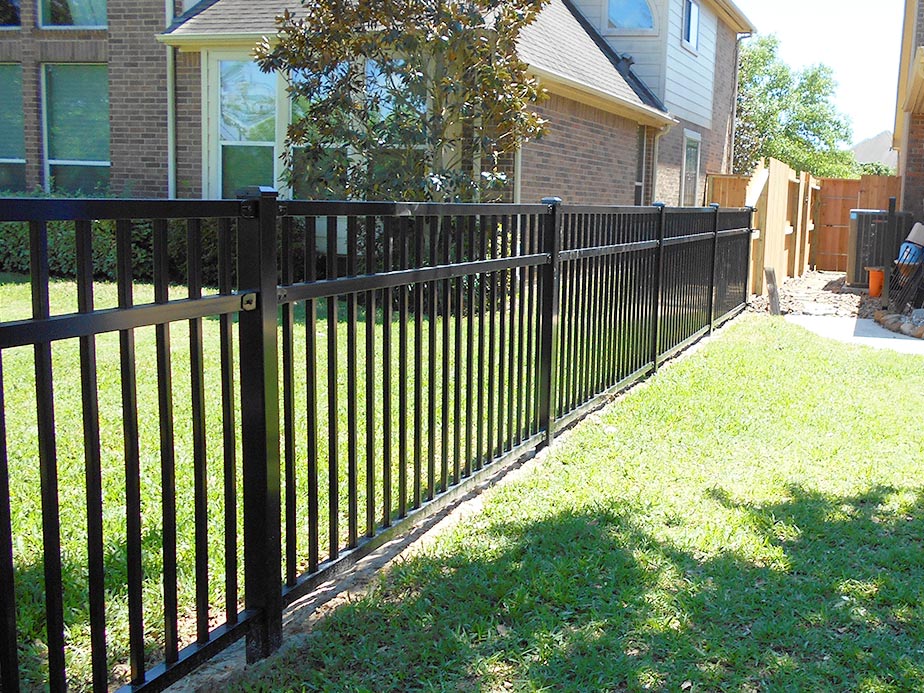 Residential Aluminum Fence Company In Stafford Texas