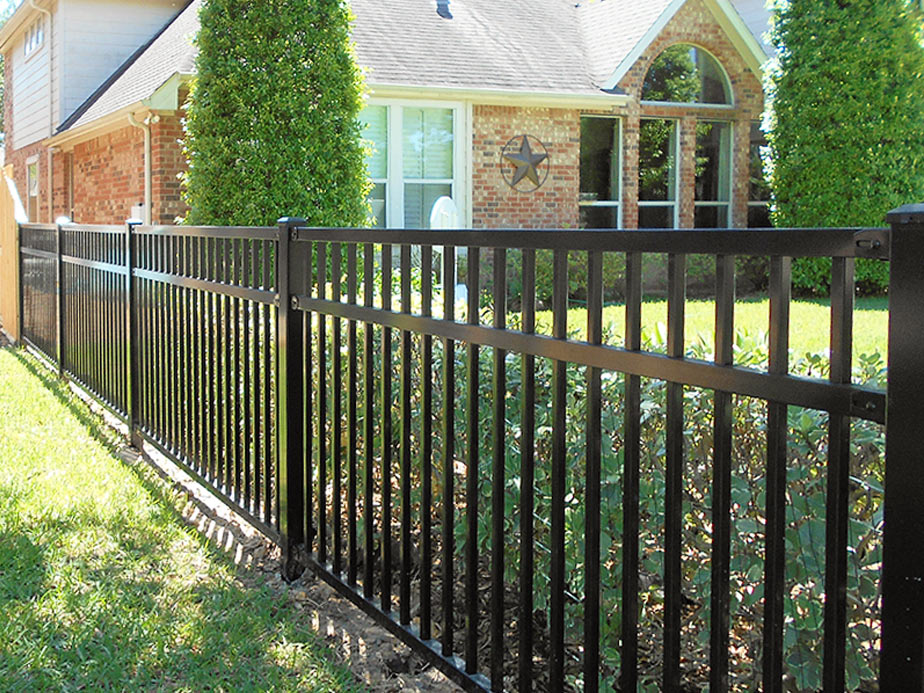Stafford Texas Aluminum fence installation company